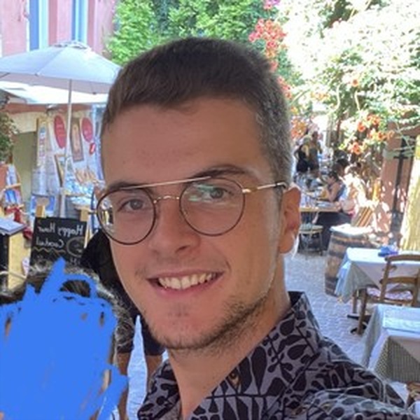 Julien - Prof de Mathématiques - Berlin