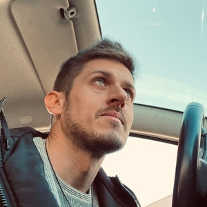 Davide - Insegnante di informatica per debuttanti - Santander