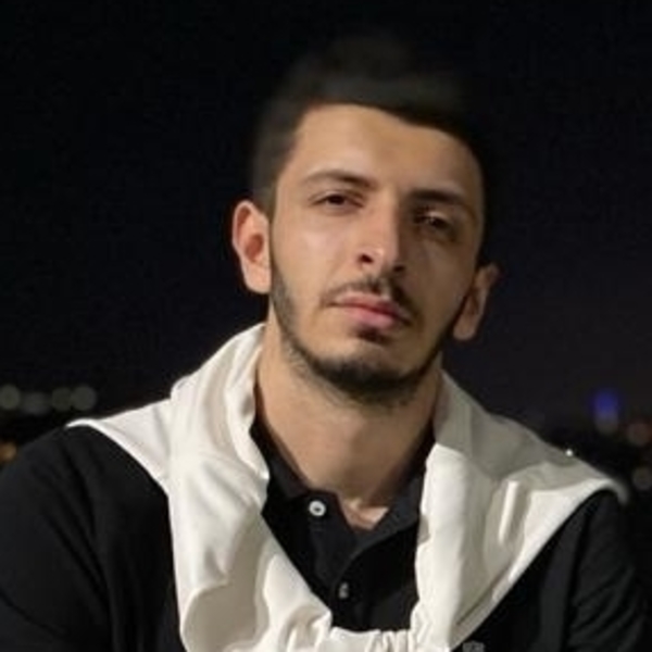 Enes Şevket - Profe de inglés - Kartal
