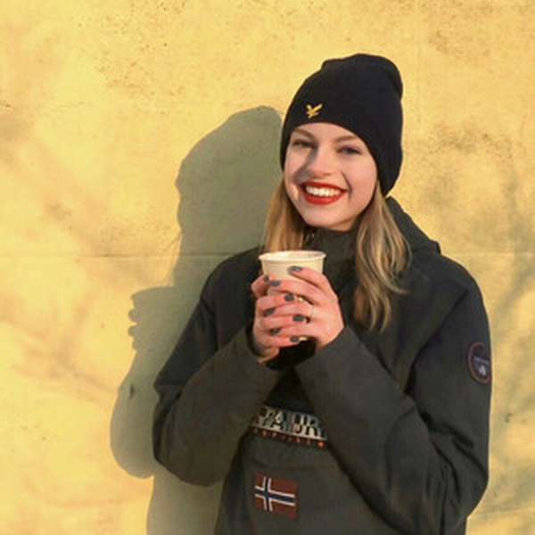 Annabeth - French teacher - Groningen