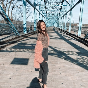 Mikayla - profesor de español - Dahlonega