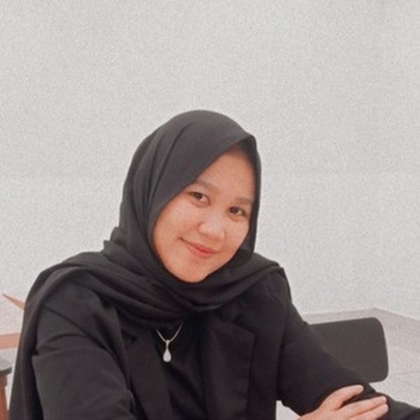 Nadine - Lehrkraft für Deutsch als Fremdsprache (DaF) - Kecamatan Cempaka Putih