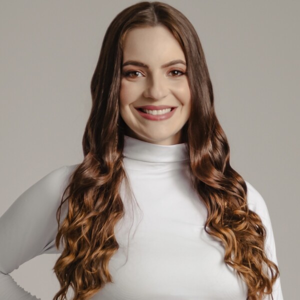 Yara - ESOL tutor - Vila Nova Conceição
