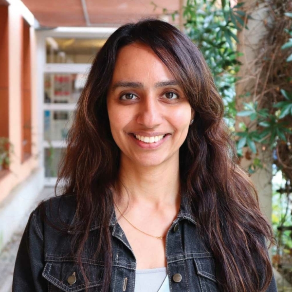 Ritika - Prof de grammaire - Vancouver