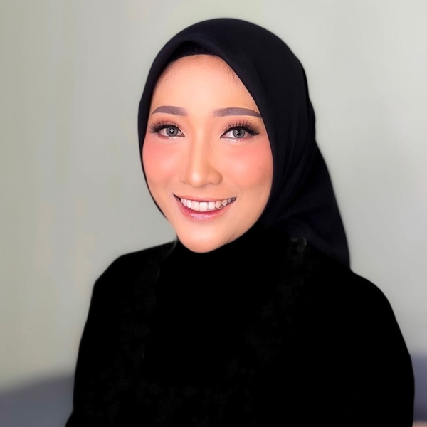 Laras - Esol (english) tutor - Kecamatan Taman