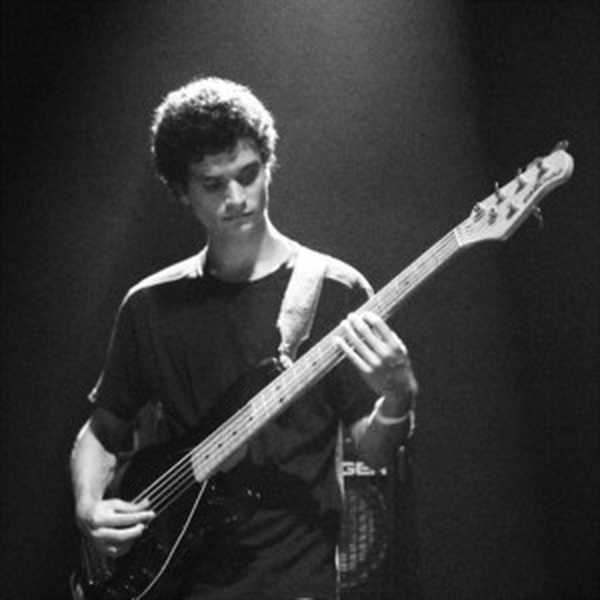 Miguel - Bass guitar tutor - Santa Teresa
