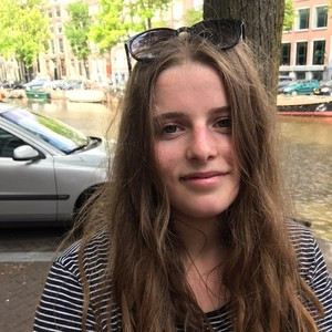 Maewenn - English speaking teacher - Paris 15e