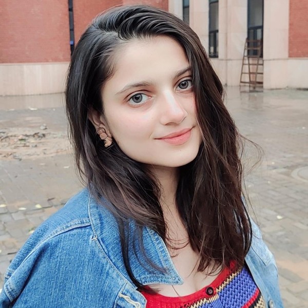 Kangana - Prof de fle - français langue étrangère - New Delhi