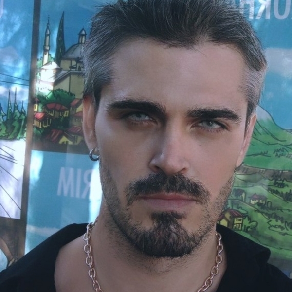 Atlas Gökhan - Lehrkraft für Portugiesisch - Milano