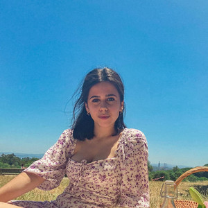 Ana - Microeconomics teacher - Lisbon