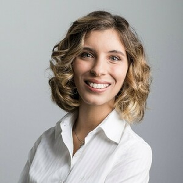 Mariana - profesor de francés - Carmo