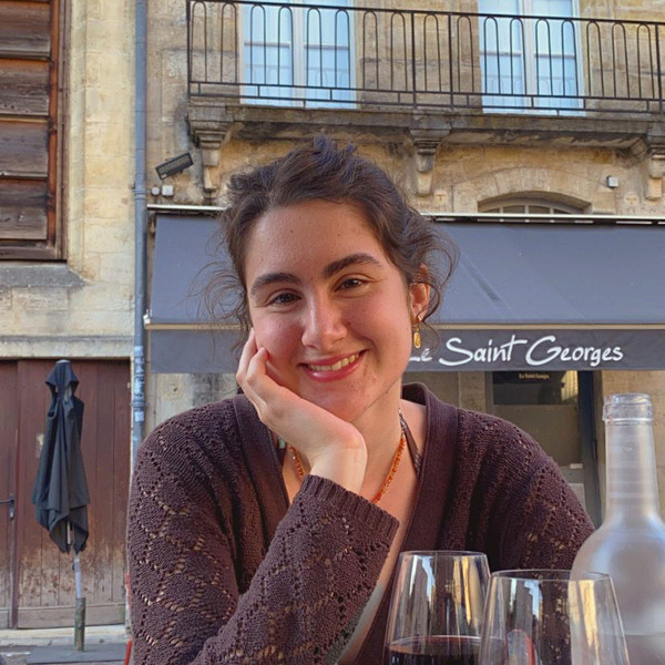 Beyza - İngilizce öğretmeni - Bordeaux