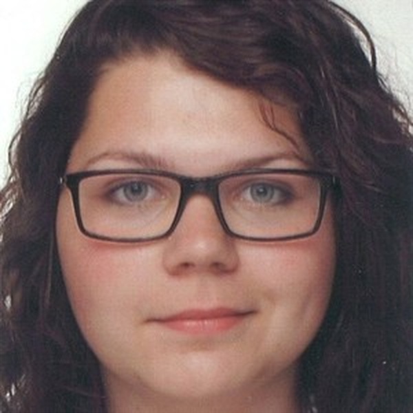 Larissa - Deutschlehrerin - Hertfordshire