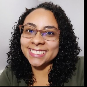 Nadja - profesor de biología - São Miguel do Rio Torto