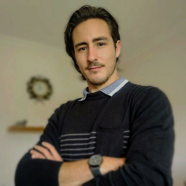 Rodrigo - prof de Finanzas - Spain