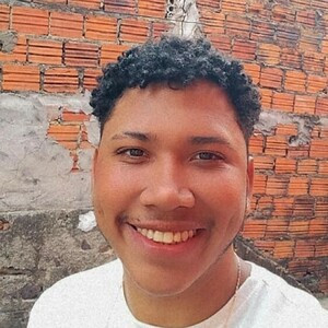 JOÃO PEDRO - Profesor de matemáticas - Parque Timbiras