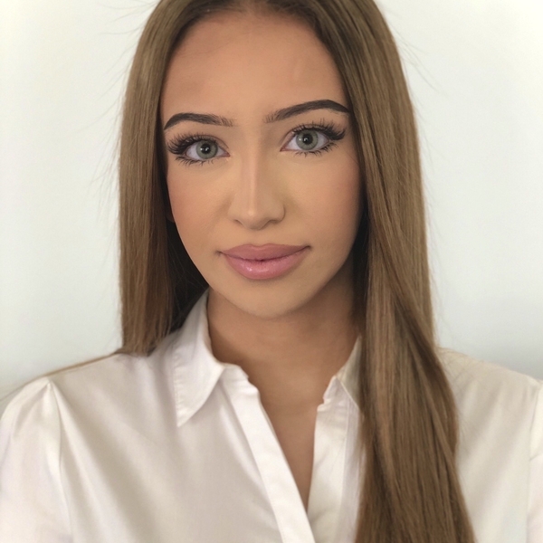 Farah - French tutor - Wien