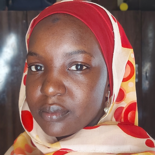 Khadija - Prof de fle - français langue étrangère - Kano