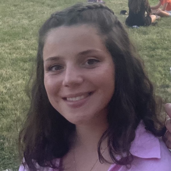 Louise - Reading tutor - Massy