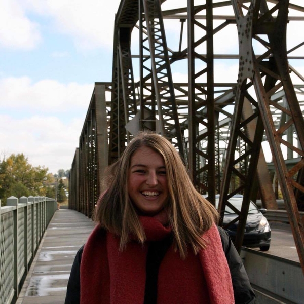 Juliette - Leraar Schrijfhulp (nl) - Stavelot
