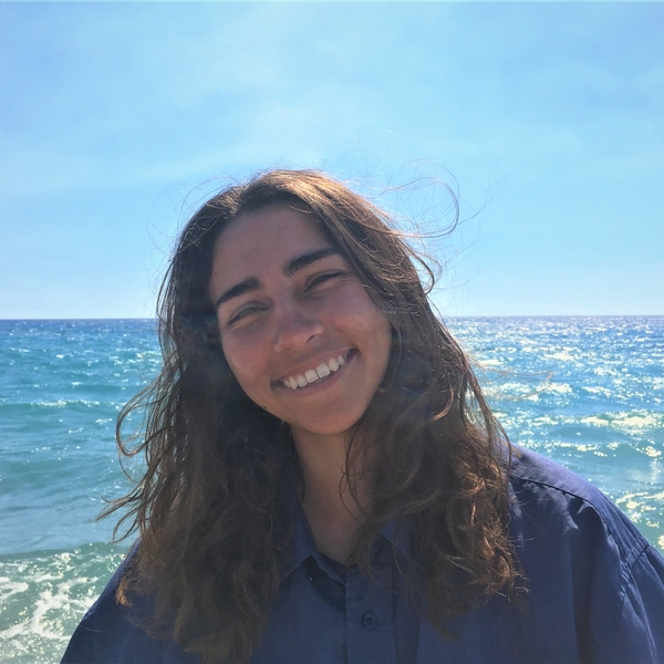 Victoria - Maths tutor - Plouzané