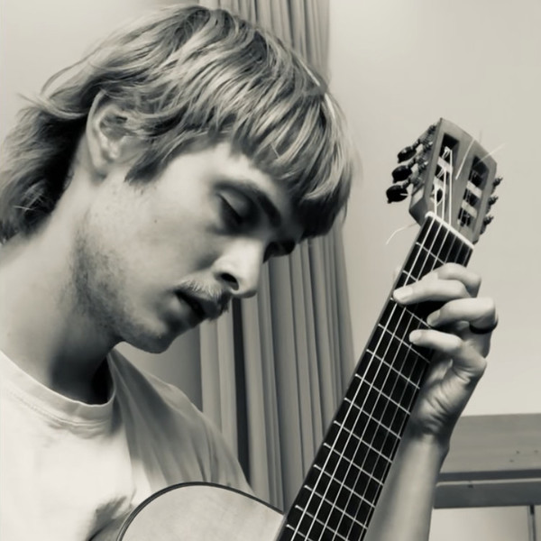 Dylan - Acoustic guitar tutor - Porto