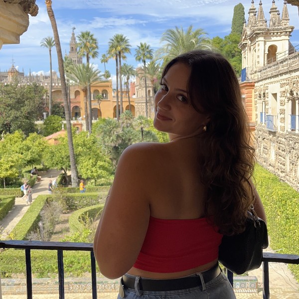 Inès - Profesor de español para extranjeros - Louvigny
