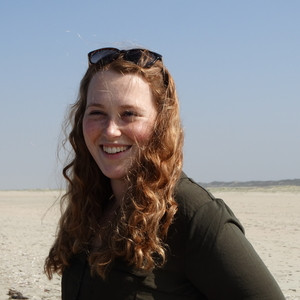 Laura - Reading tutor - Oud-Alblas