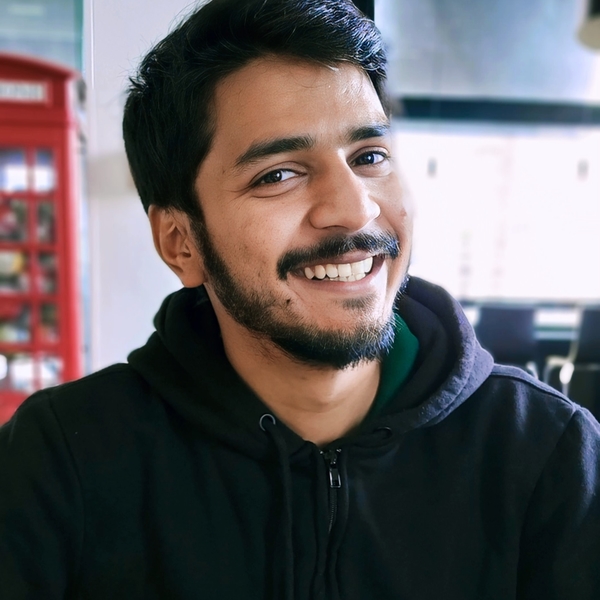 Abhishek - Maths tutor - Porto