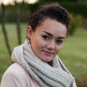 Geraldine - British English teacher - Arbanats
