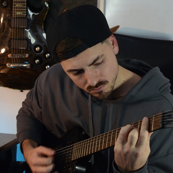 Pat - profesor de guitarra - West End