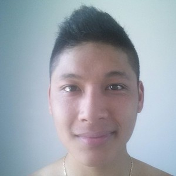 Saya - Economics tutor - Champs-sur-Marne