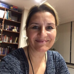 Derya - Prof d'expression orale - français - 