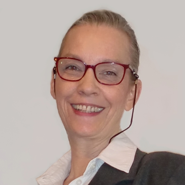 Julia - Deutschlehrerin - Saint-Hippolyte-du-Fort