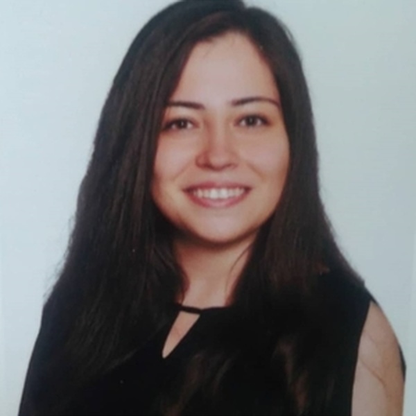 Büşra - English speaking tutor - Muratpaşa