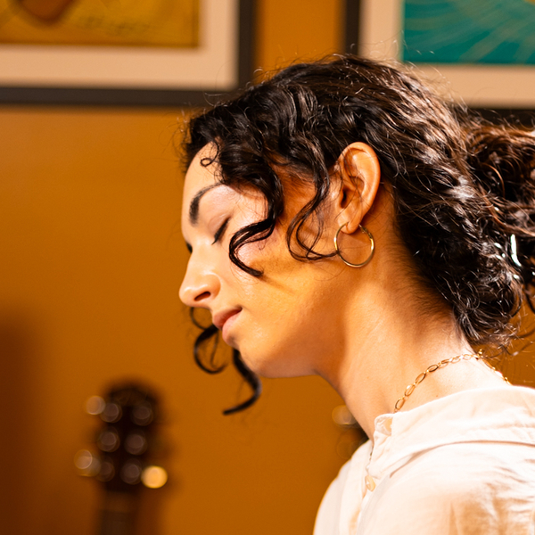 Marta - Prof de canto - London