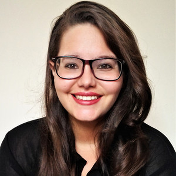 Isabella - Smartphone Tutor - São Mateus
