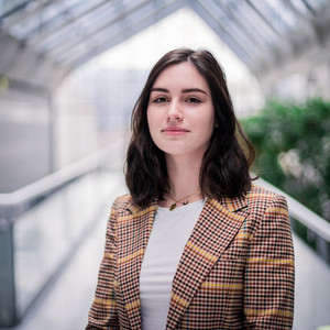 Océane - Grammar teacher - Courbevoie
