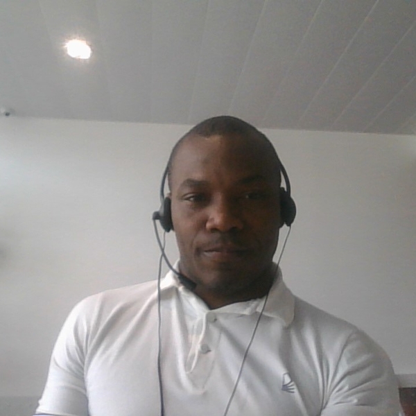 Valery - Microeconomics tutor - Houilles