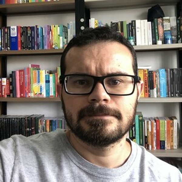 Tiago - SFI-lärare - Palmeira