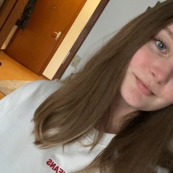 Paula - Opettaja englanti - Köln