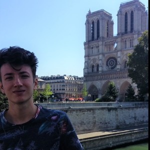 Fernando - French tutor - Vila de Ponta Negra