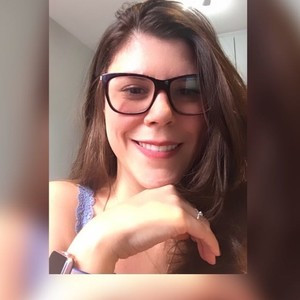 Isabela - English speaking teacher - Serra